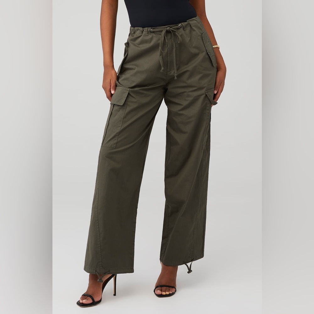 Nwt Good American PARACHUTE PANT Fatigue olive Green Pants - Picture 3 of 12